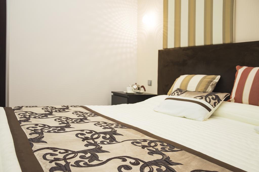 Luxury Apartments Pricna Прага Экстерьер фото