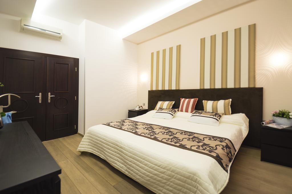 Luxury Apartments Pricna Прага Экстерьер фото